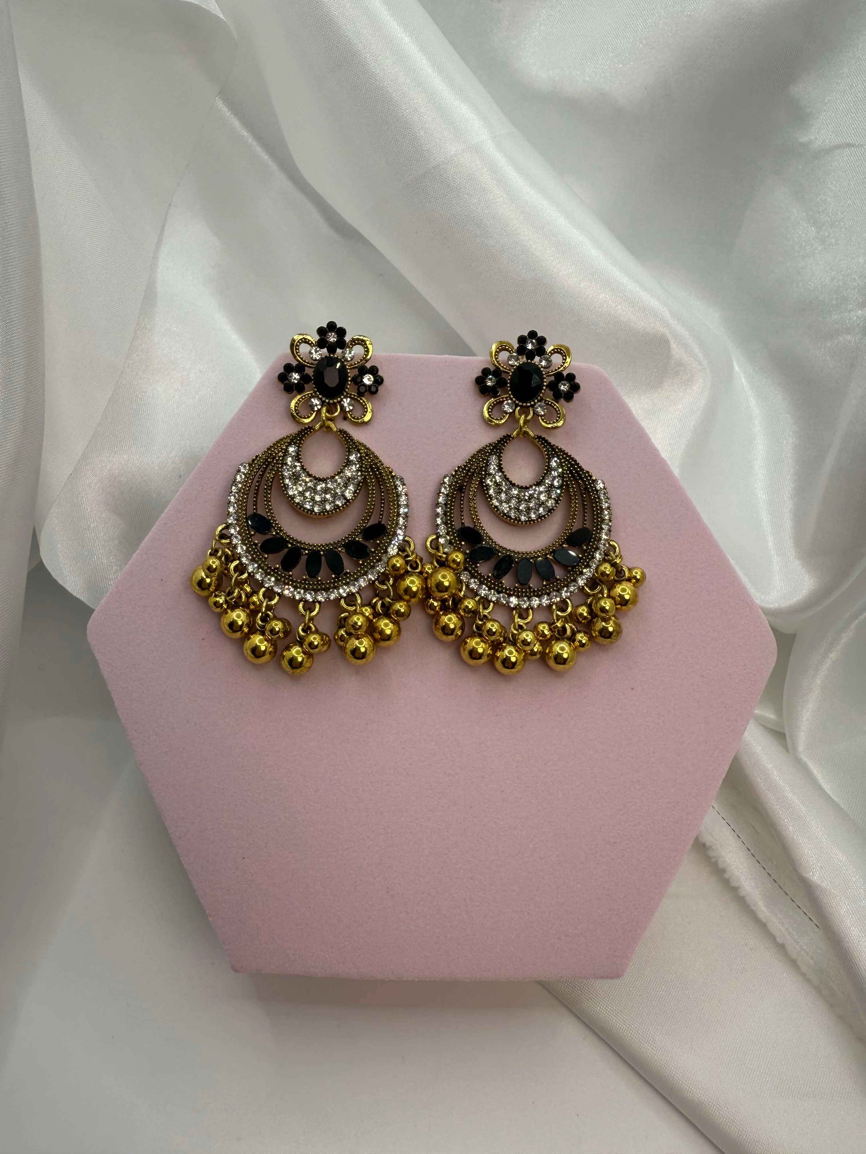 Crescent Stone Stud Earrings | ER 108