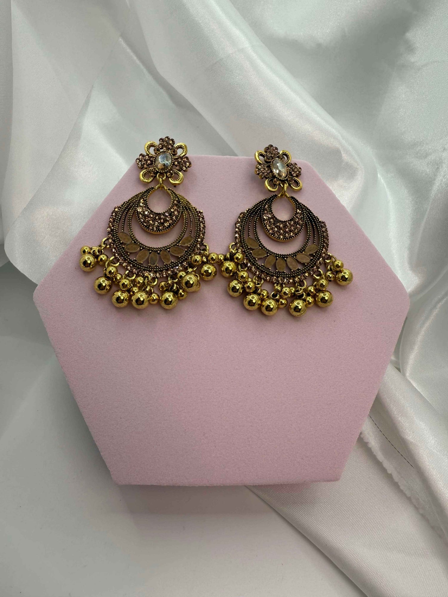 Crescent Stone Stud Earrings | ER 108