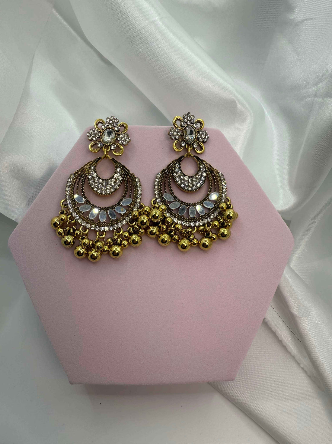 Crescent Stone Stud Earrings | ER 108